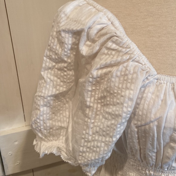Sunday Best Aritzia Smocked White Cropped Blouse - Picture 3 of 5